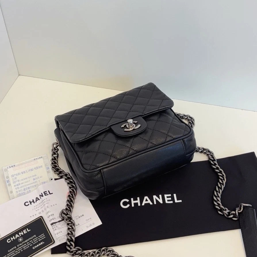 Chanel Calfskin Diamond Chain Shoulder Bag Crossbody Black Silver Women