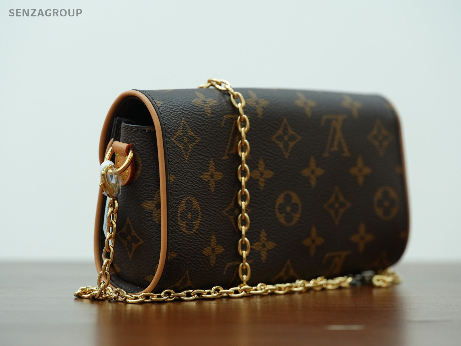 Louis Vuitton Pochette Camille M13566 Monogram Chain Shoulder bag Brown Women