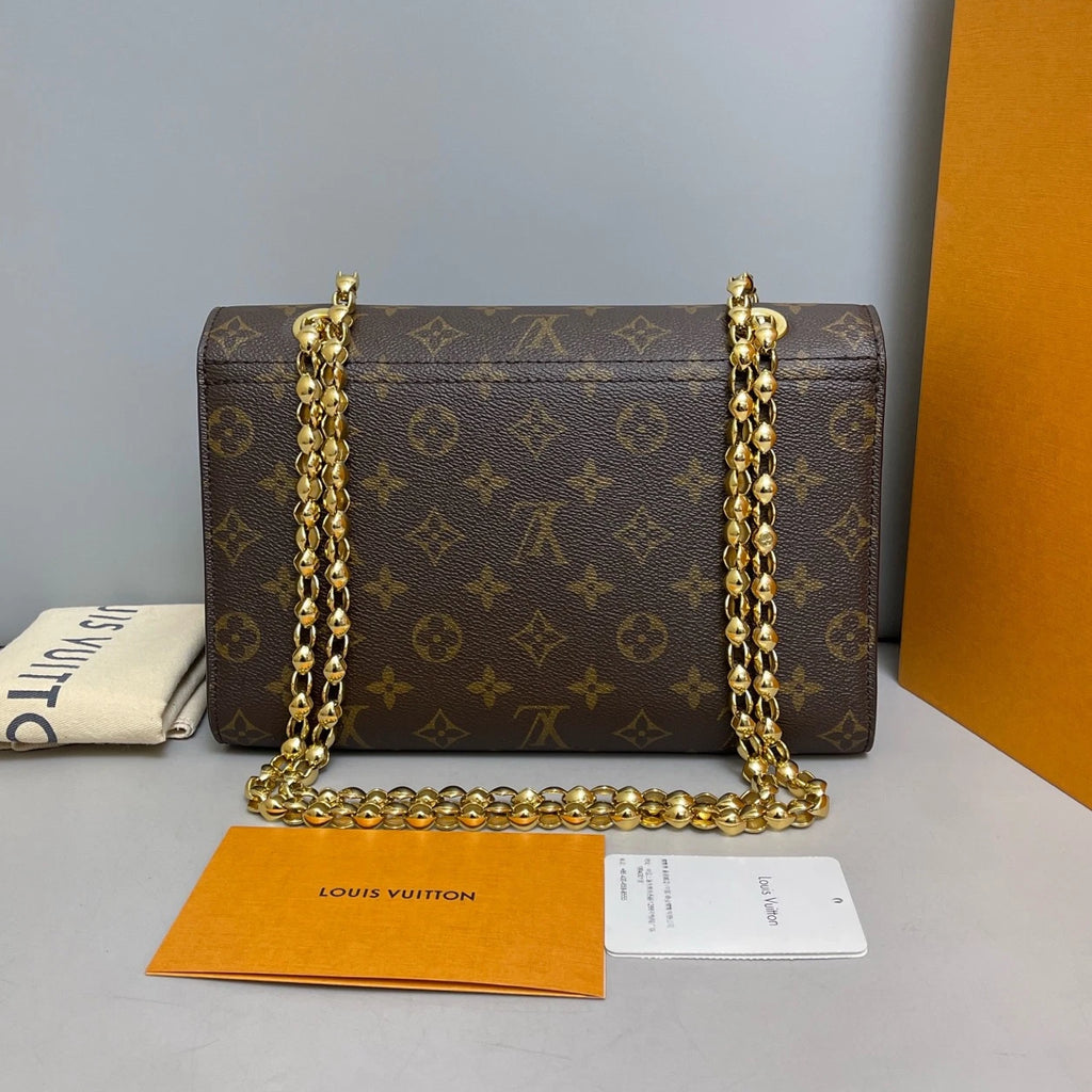 Authentic Louis Vuitton Victoire Chain Monogram Shoulder Bag Brown GHW