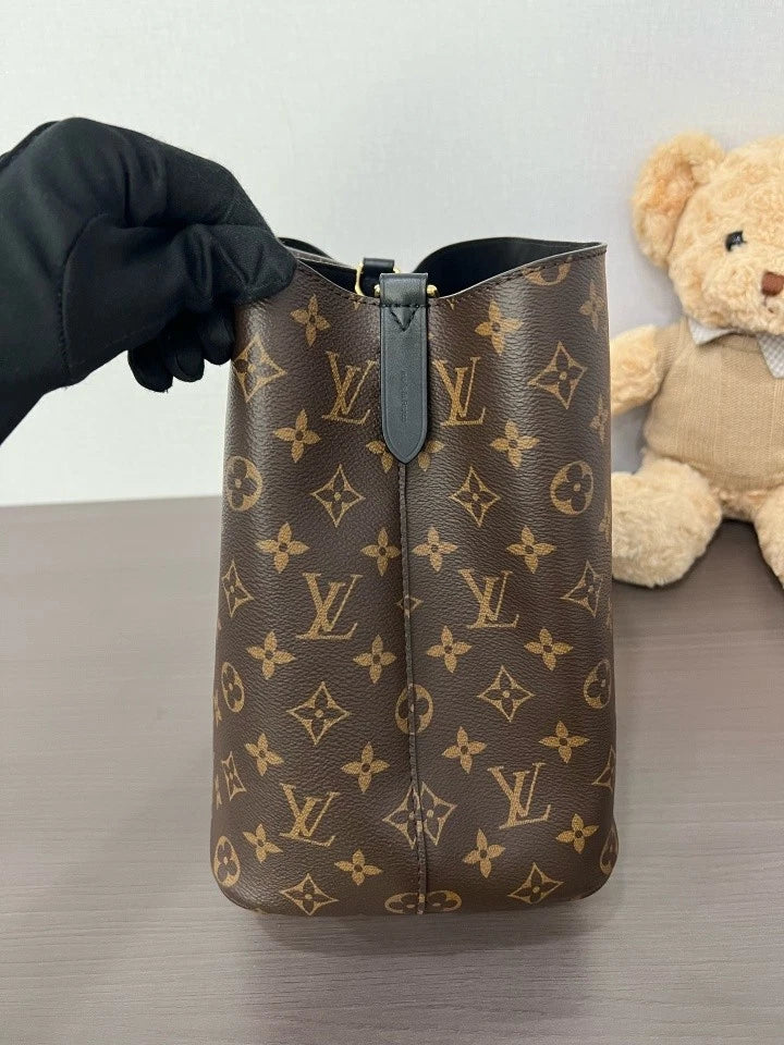 Authentic Louis Vuitton Black Bucket Bag For Women