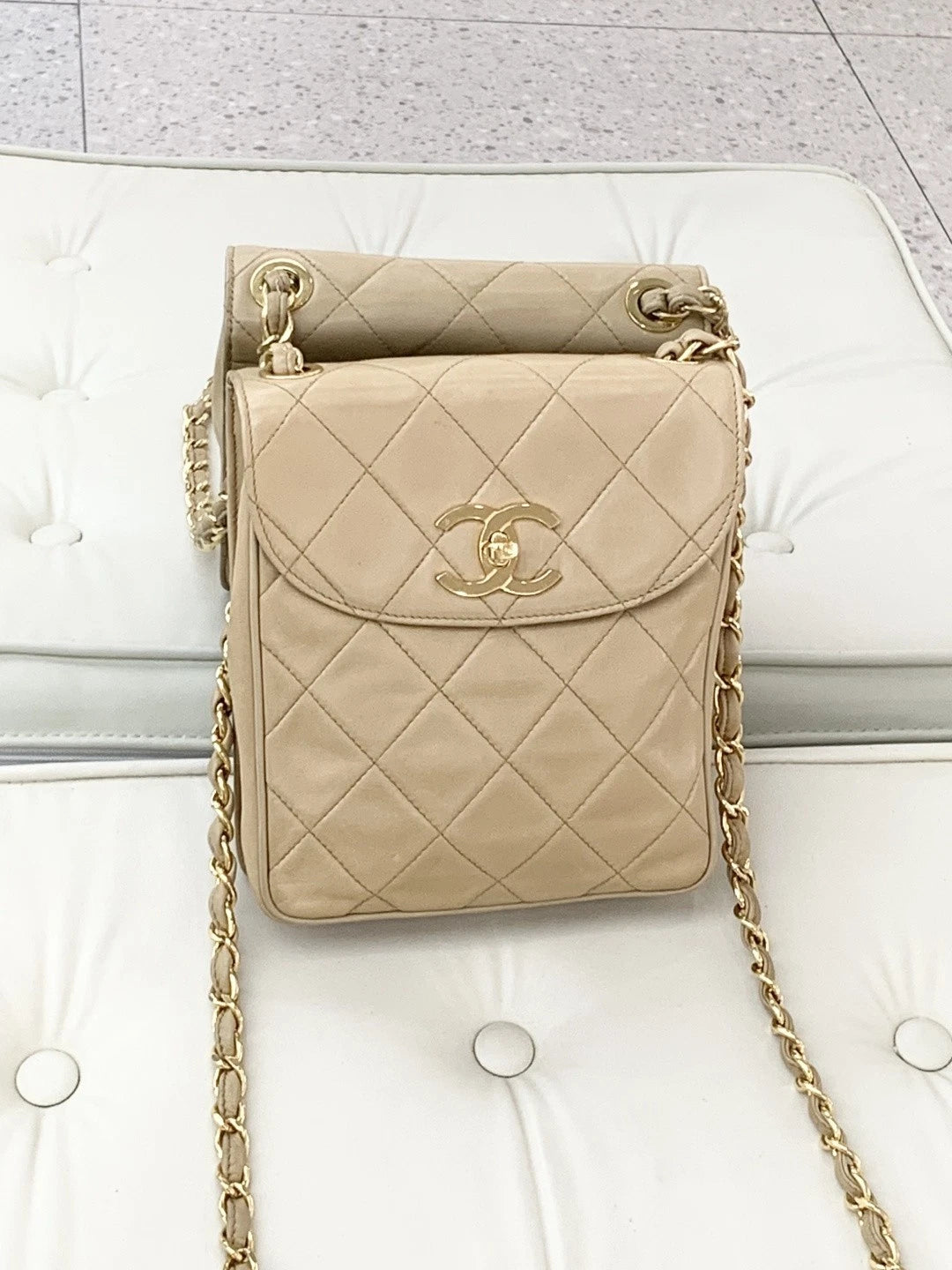 Chanel Vintage Lambskin Chain Camera Bag Crossbody Bag Beige Women S