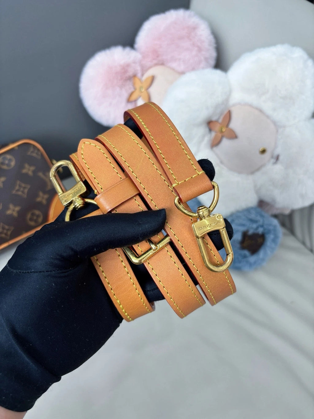 Louis Vuitton Trocadero Monogram Camera Bag Crossbody Brown Gold Women