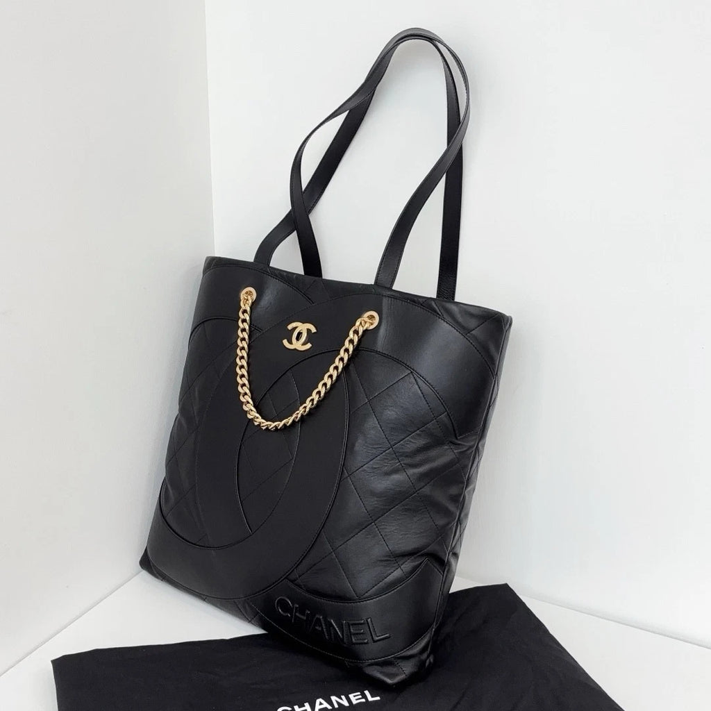 Vintage Chanel CC Logo Tote Black Handbag Shoulder Bag Chip Version GHW