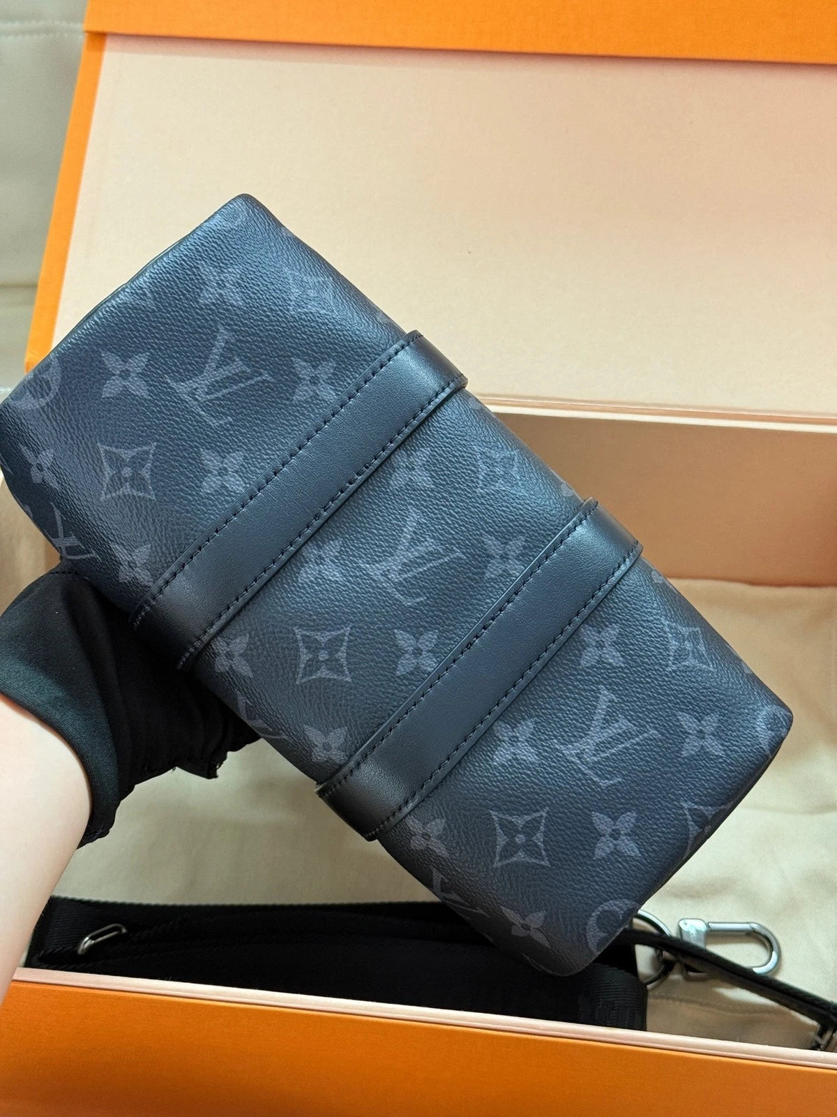 Louis Vuitton Keepall25 Black Top Handle Handbag For Women