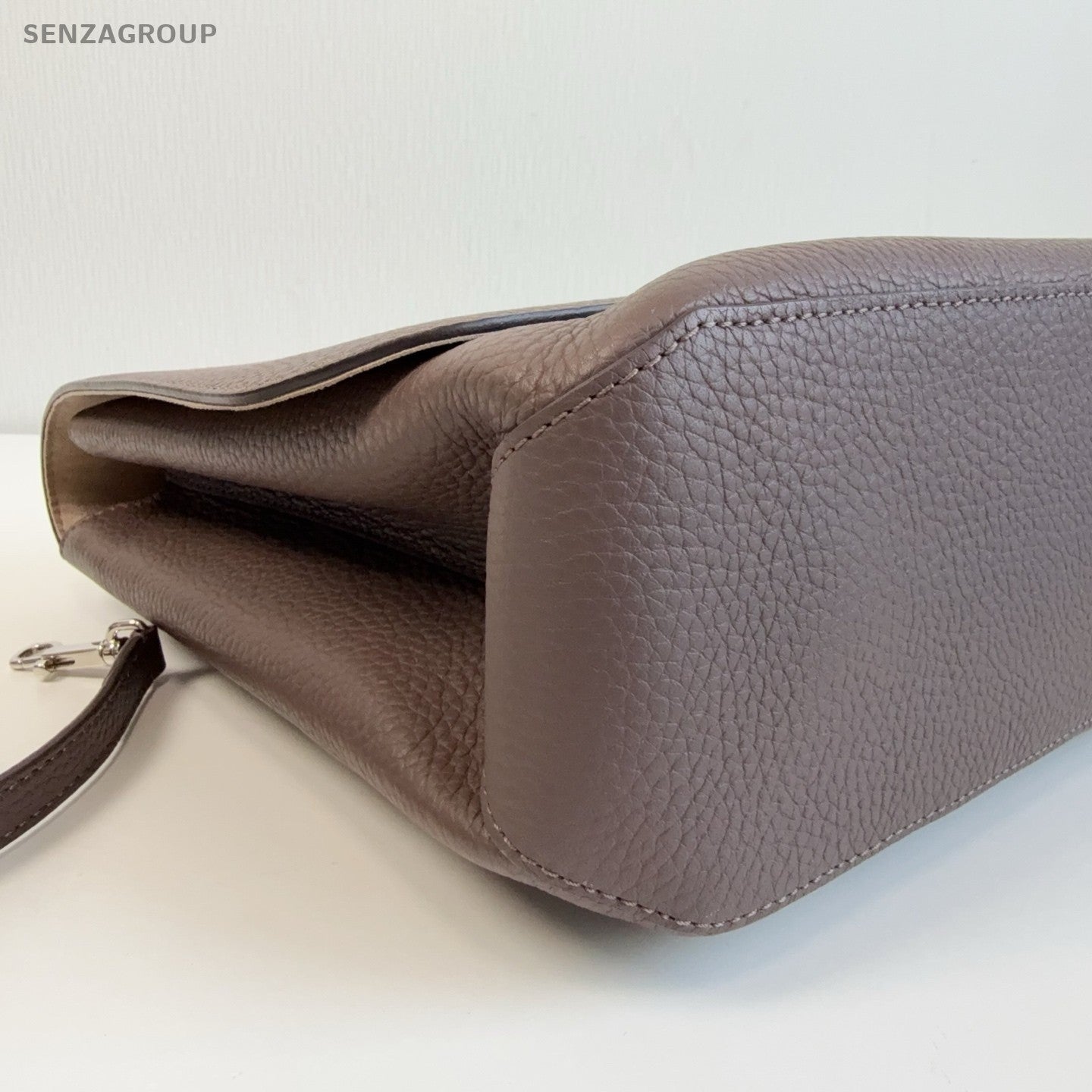 Louis Vuitton Volta Top Handle All Leather 2way Shoulder Handbag Maillard color