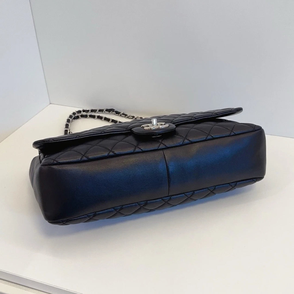 Chanel Classic Flap Chain Black Shoulder Bag Crossbody Diamond Silver Hardware