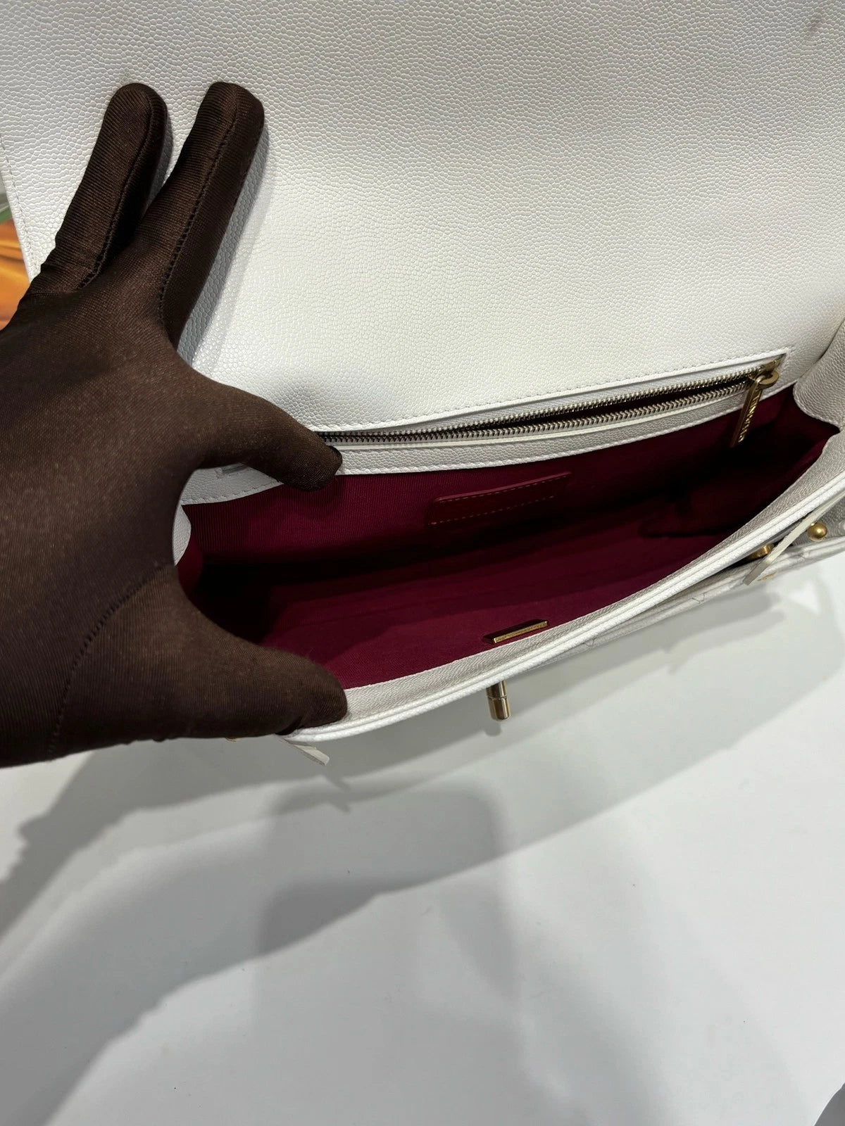 CHANEL White Grainy Leather Messenger Shoulder Bag For Women