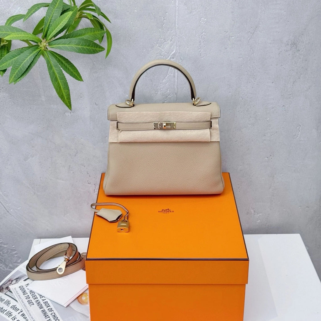 HERMES Kelly25 Top Handle Bag For Women