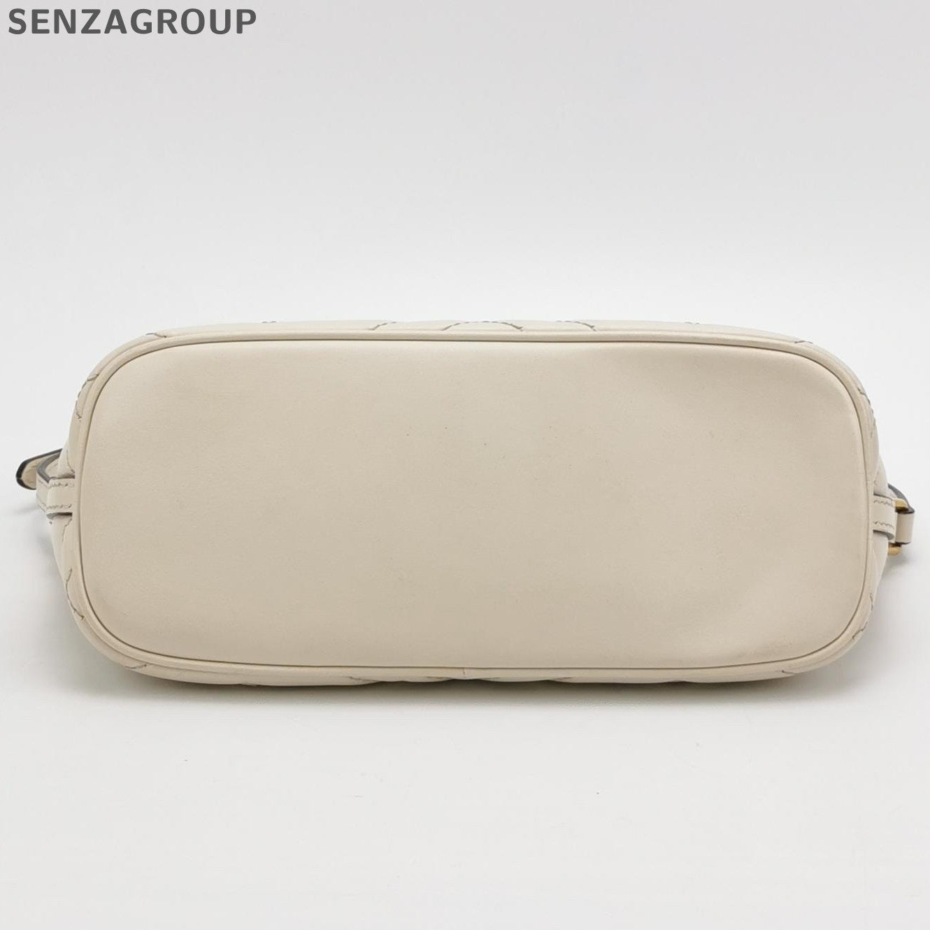 Gucci Marmont Shoulder Bag White Gold Classic Women's
