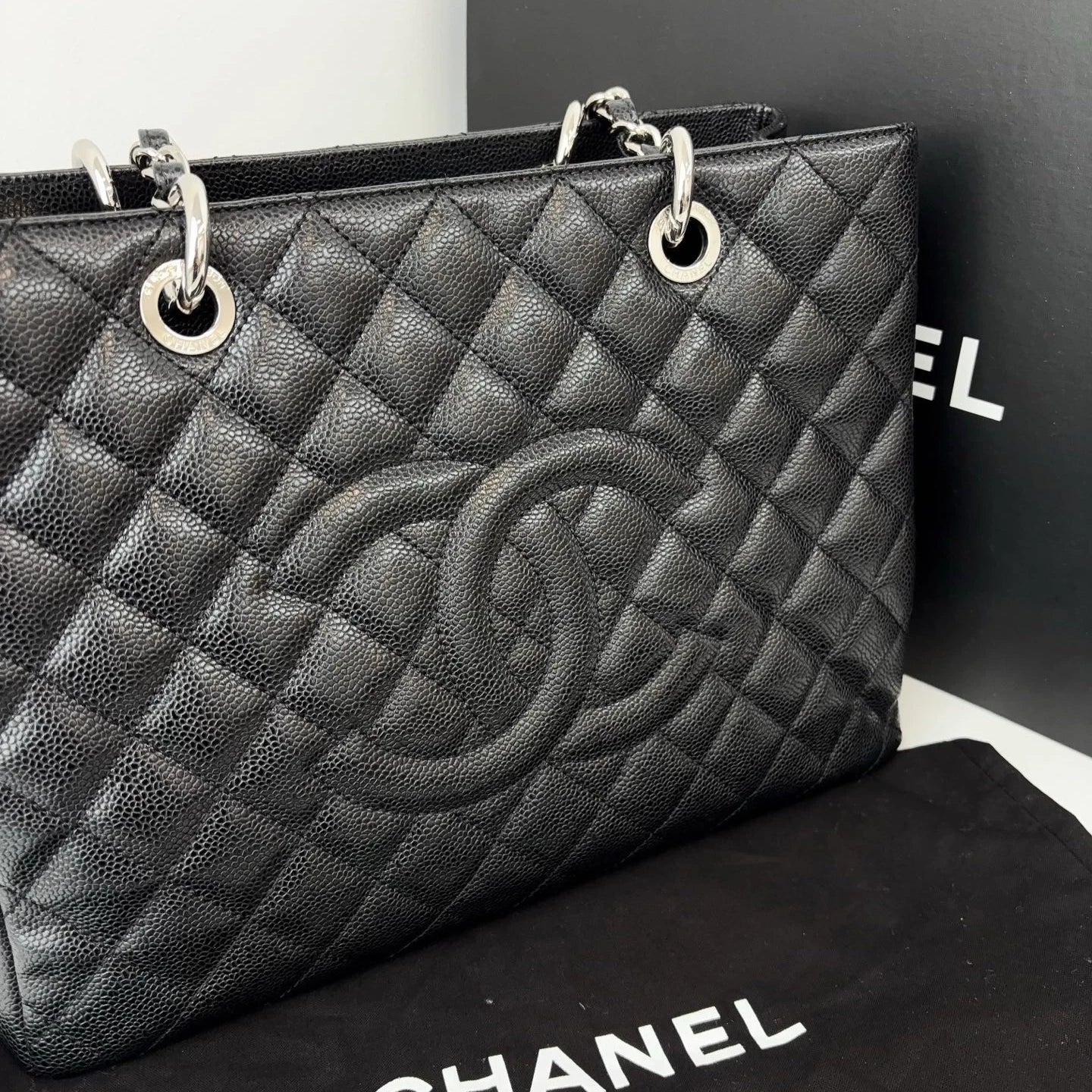 Excellent Chanel GST Calfskin Black Tote Chain Handbag Shoulder Bag CC Logo SHW