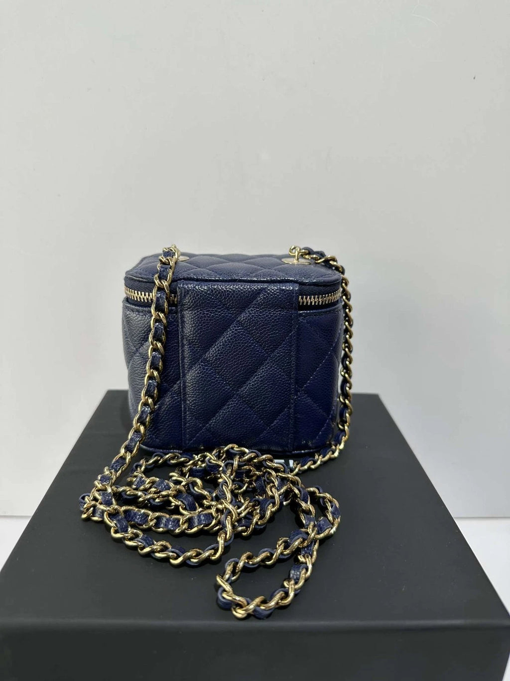 CHANEL Navy Chain Shoulder Crossbody Bag For Women