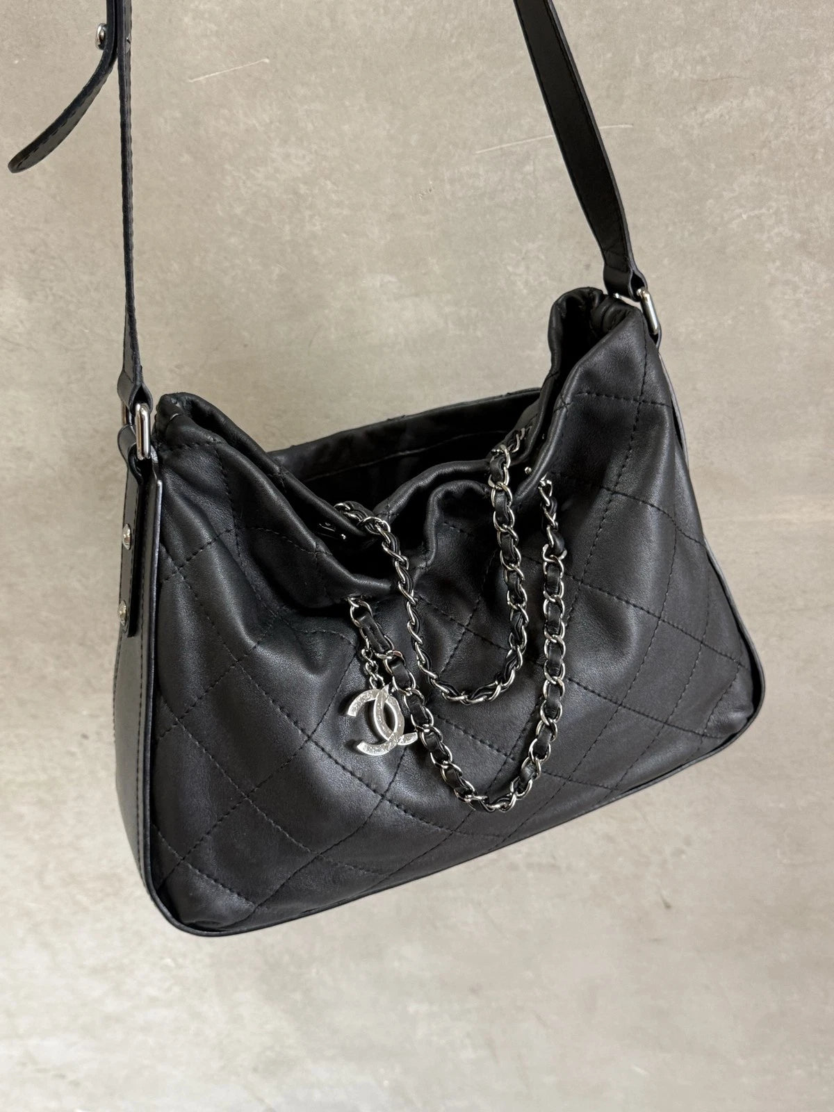 Authentic Chanel Tote Chain Top Handle Shoulder Bag Black Silver Hardware