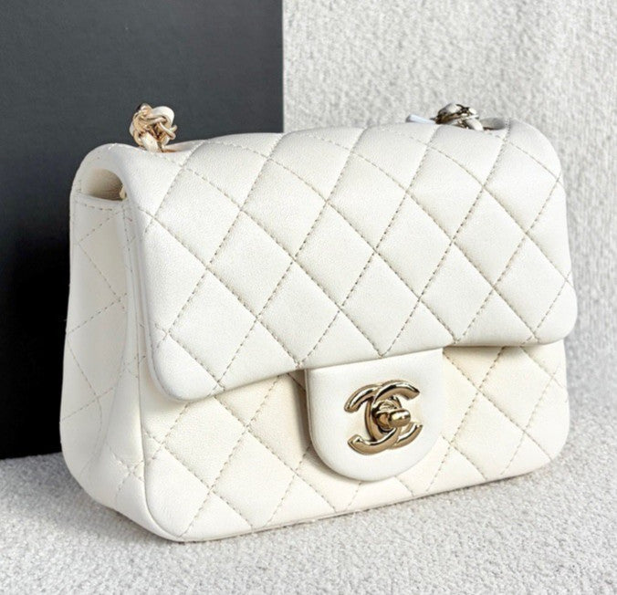 Chanel Classic Flap Lambskin Chain Shoulder Bag White Gold Women Fashion