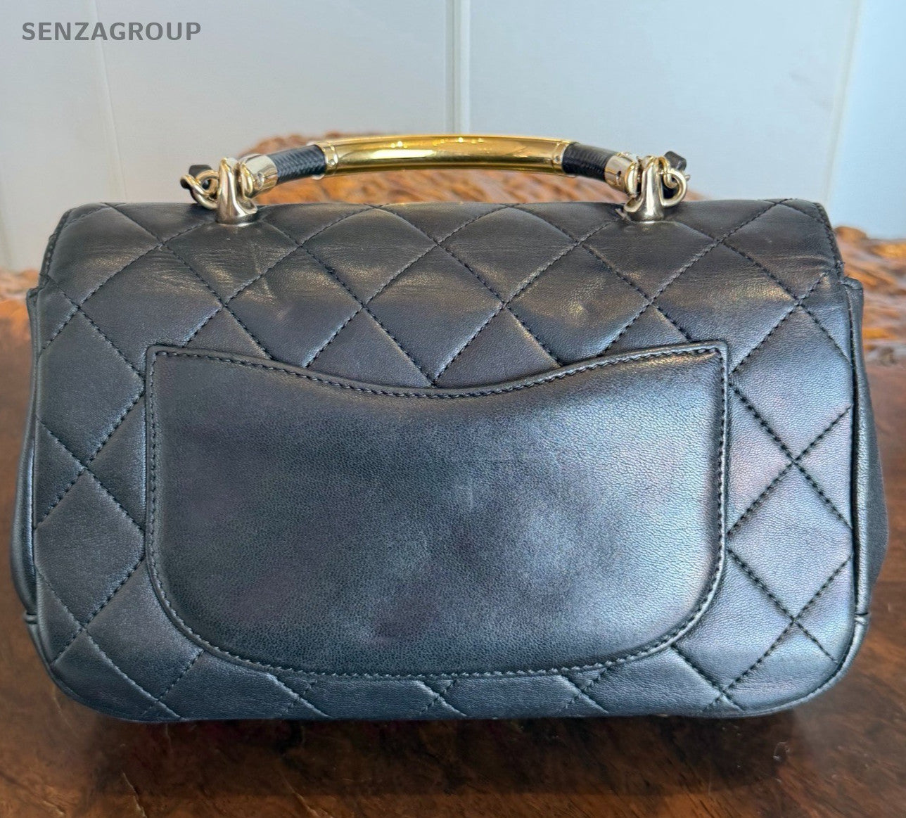 Chanel Diamond Chain Crossbody Top Handle Bag Black Gold Used Women Classic