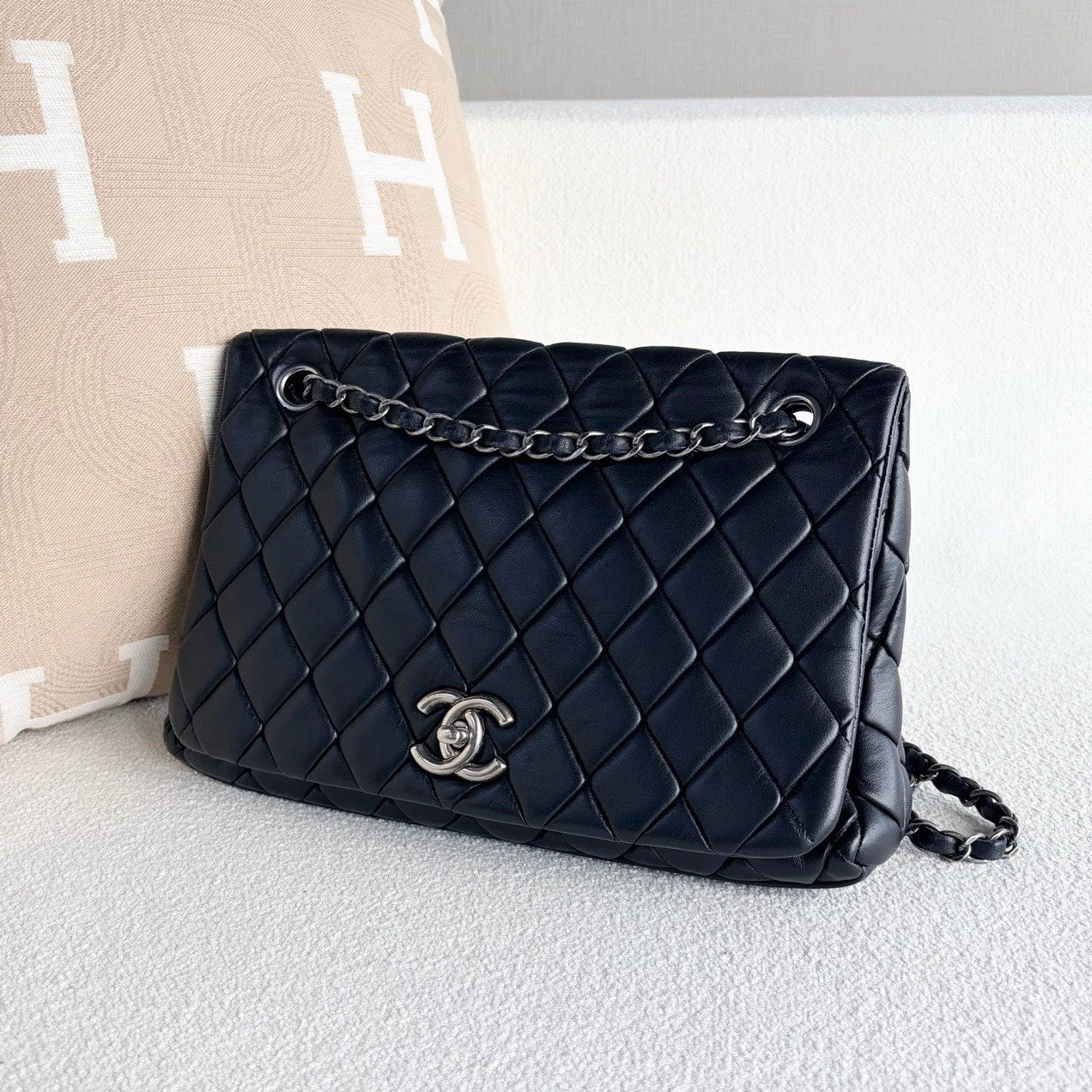 Chanel Classic Flap Chain Lambskin Shoulder Crossbody Black Silver Women
