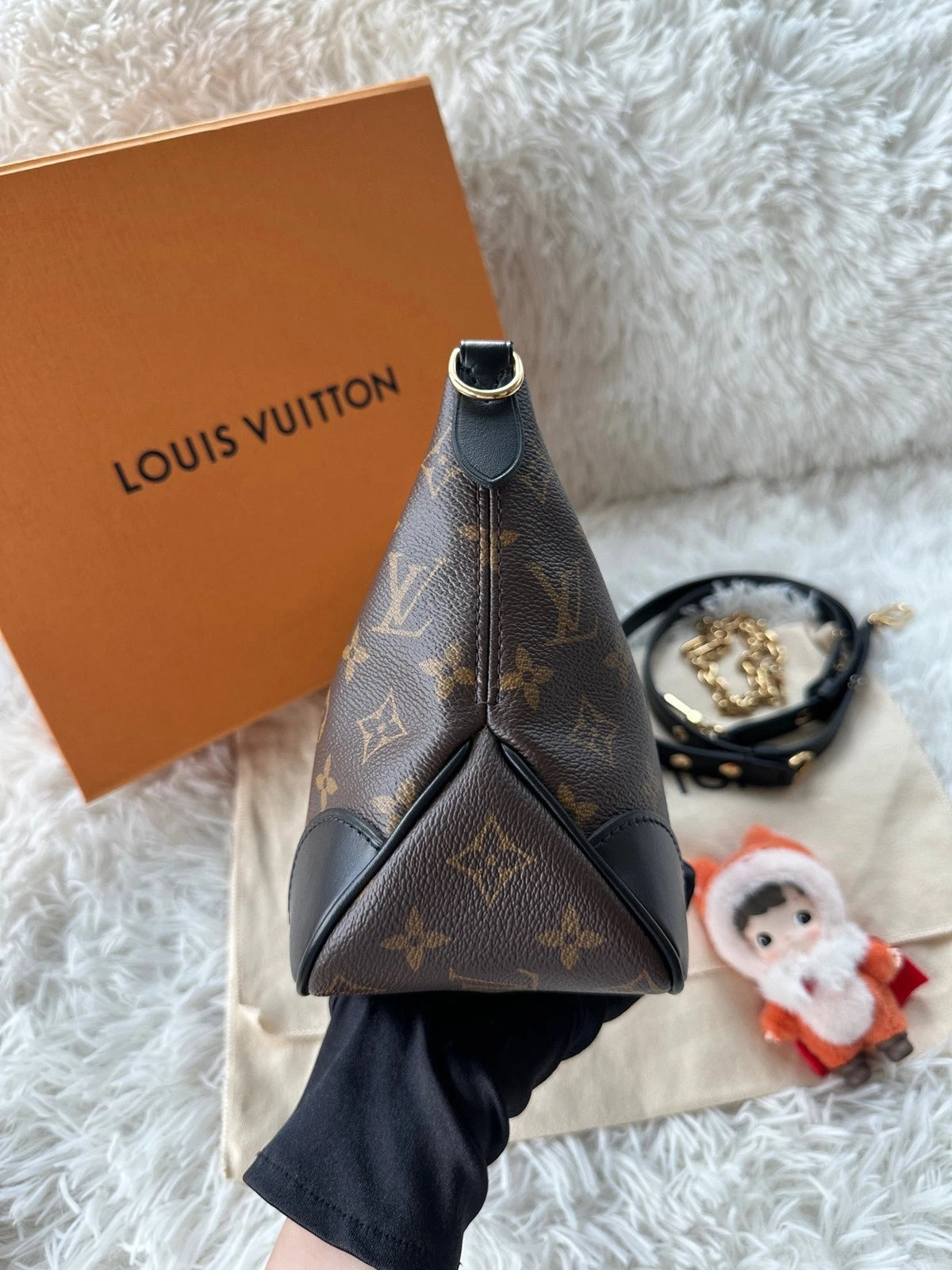 Louis Vuitton Black Shoulder Crossbody Handbag For Women