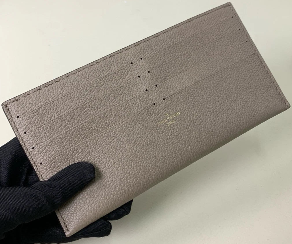 Louis Vuitton Félicie Pochette Elephant Gray Chain Strap Crossbody Bag - Pre-Owned