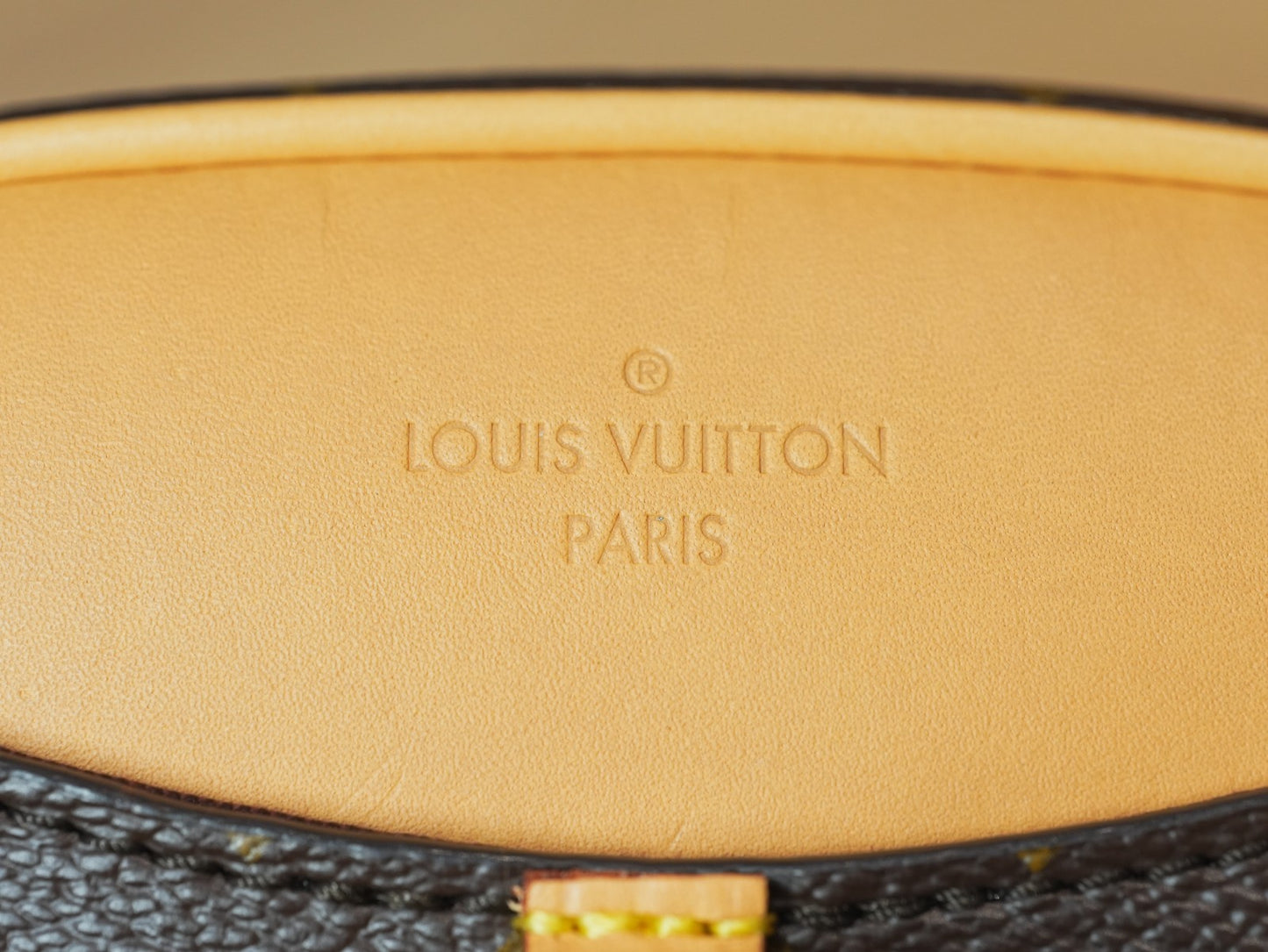 Louis Vuitton Deauville Monogram Canvas Handbag Crossbody Almost Brand NEW