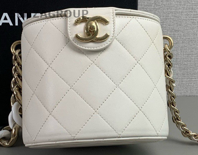 Chanel 20C Lambskin Diamond Pattern Chain Shoulder bag White Gold Women