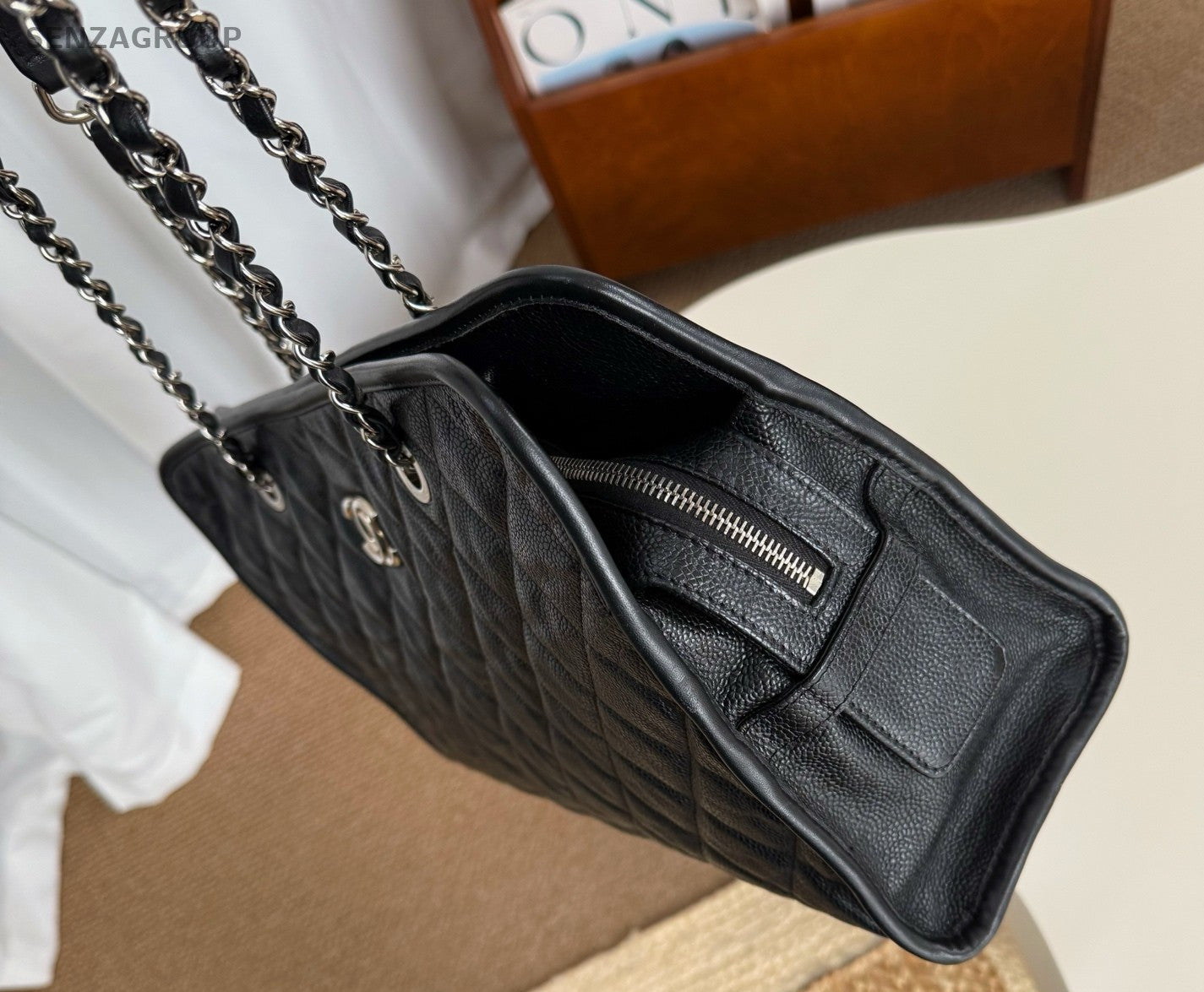 CHANEL Caviar Tote Diamond Pattern Chain Shoulder bag Black Silver Women Classic