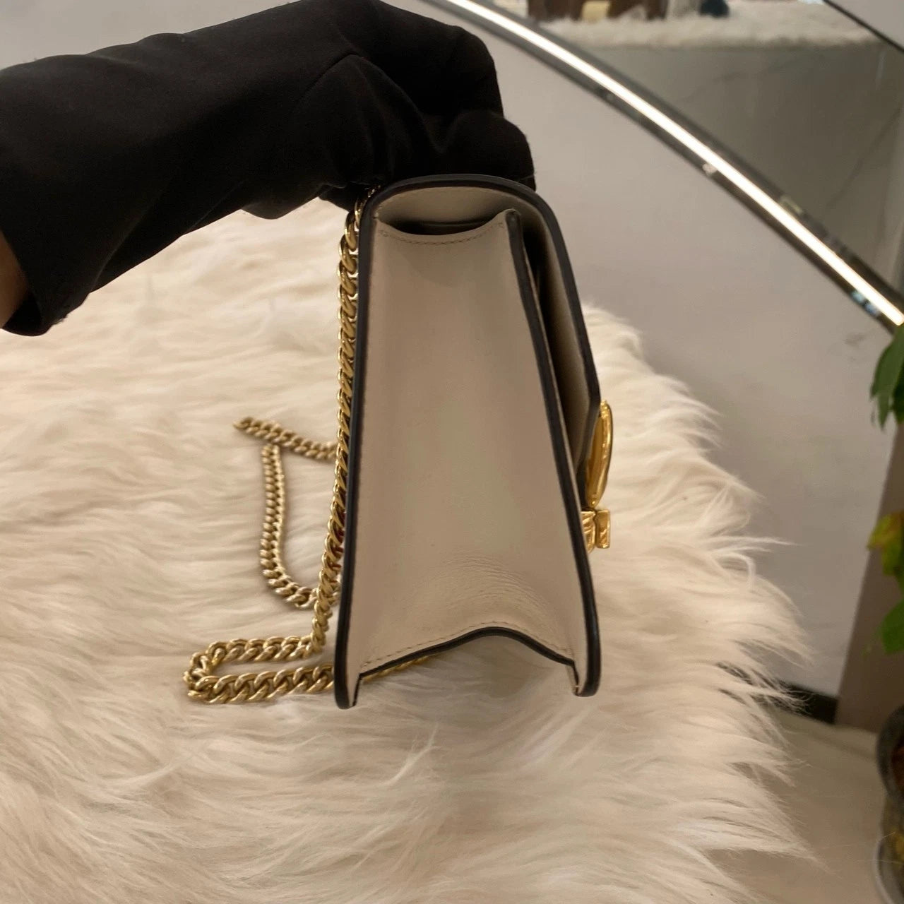 Gucci Sylvie Small Chain Shoulder Bag - White Gold Classic Women's