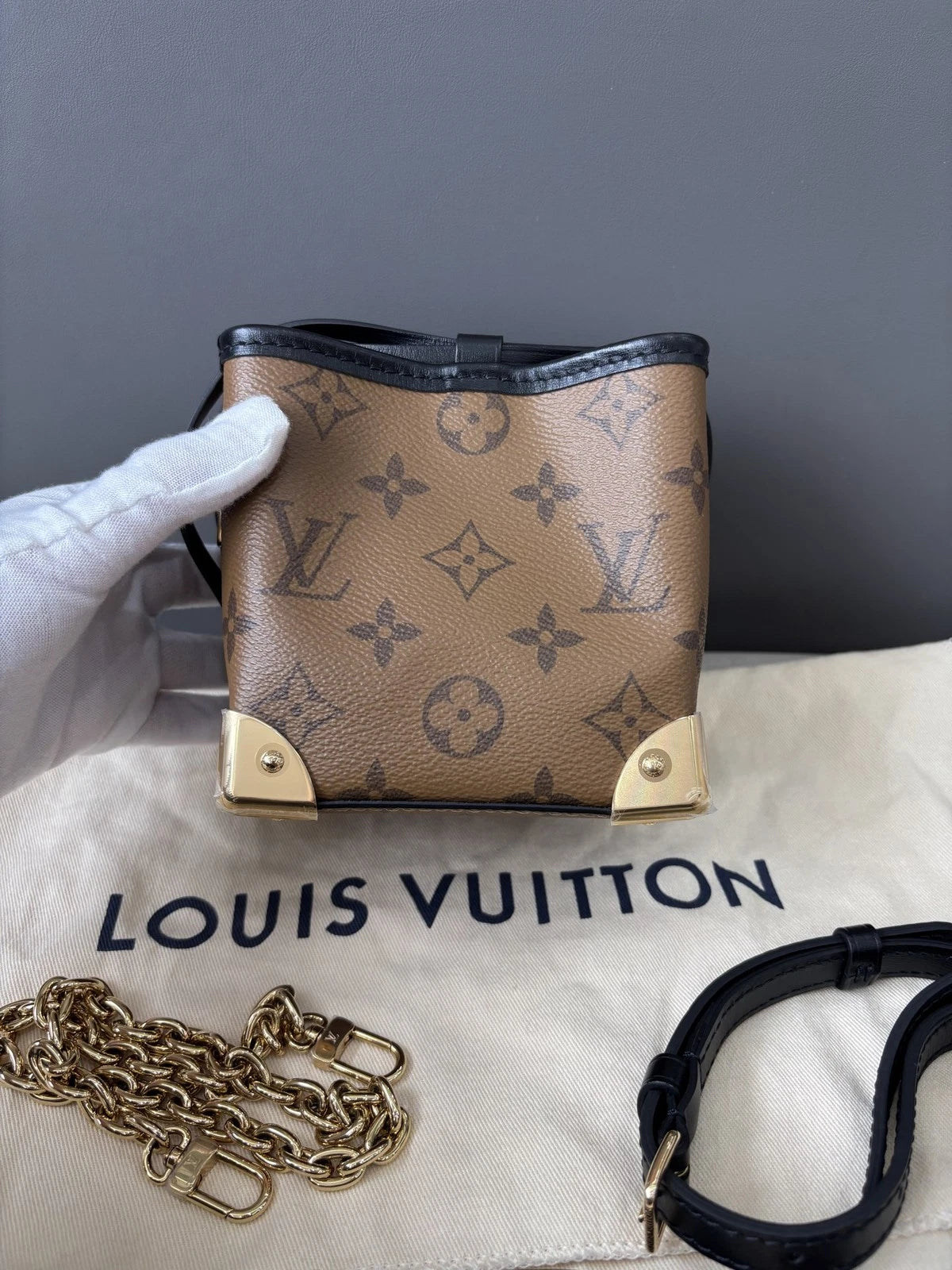 Louis Vuitton Noe Monogram Canvas Brown Crossbody Excellent