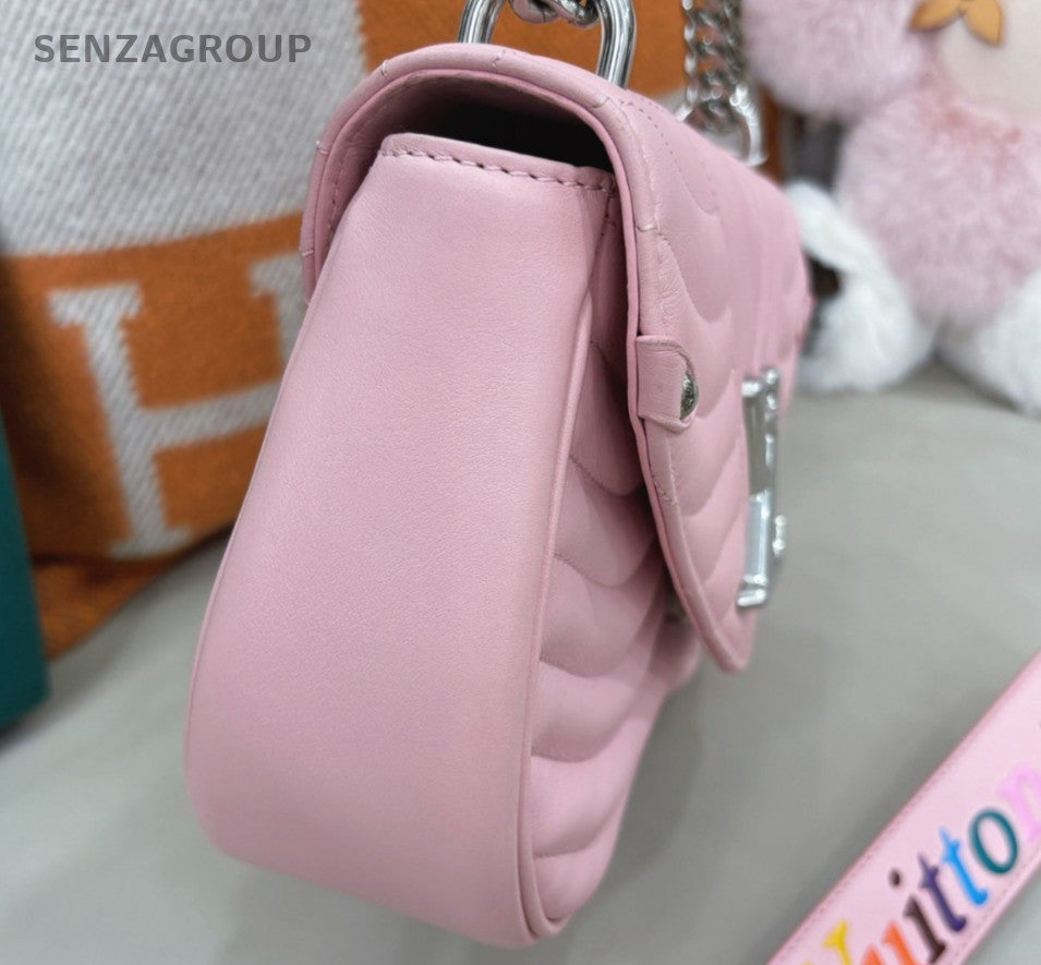 Louis Vuitton New Wave MM Chain Shoulder Bag Pink Silver Used Women Classic