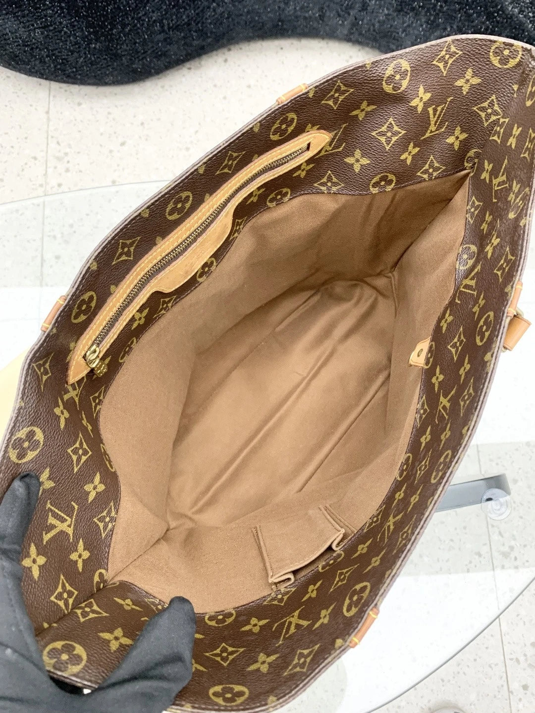 Louis Vuitton Tote GM Calfskin Momogram Shoulder Bag Brown Women S