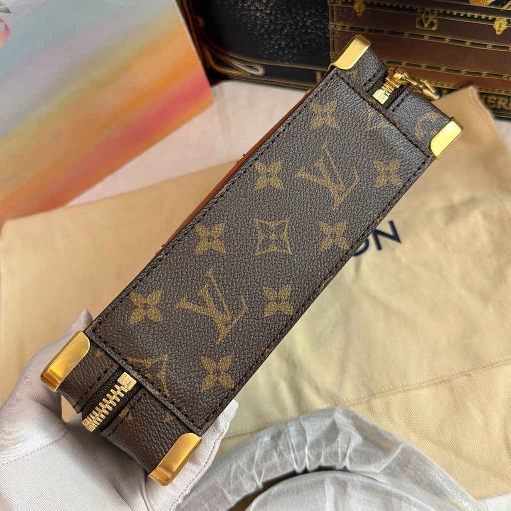 New Louis Vuitton x NBA Handle Trunk Monogram Handbag Crossbody Chip Version