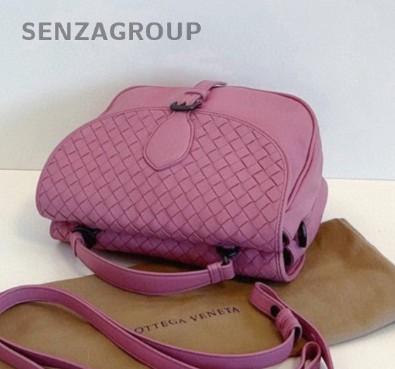 Bottega Veneta Classic Intrecciato Pink Shoulder bag Crossbody Almost brand NEW