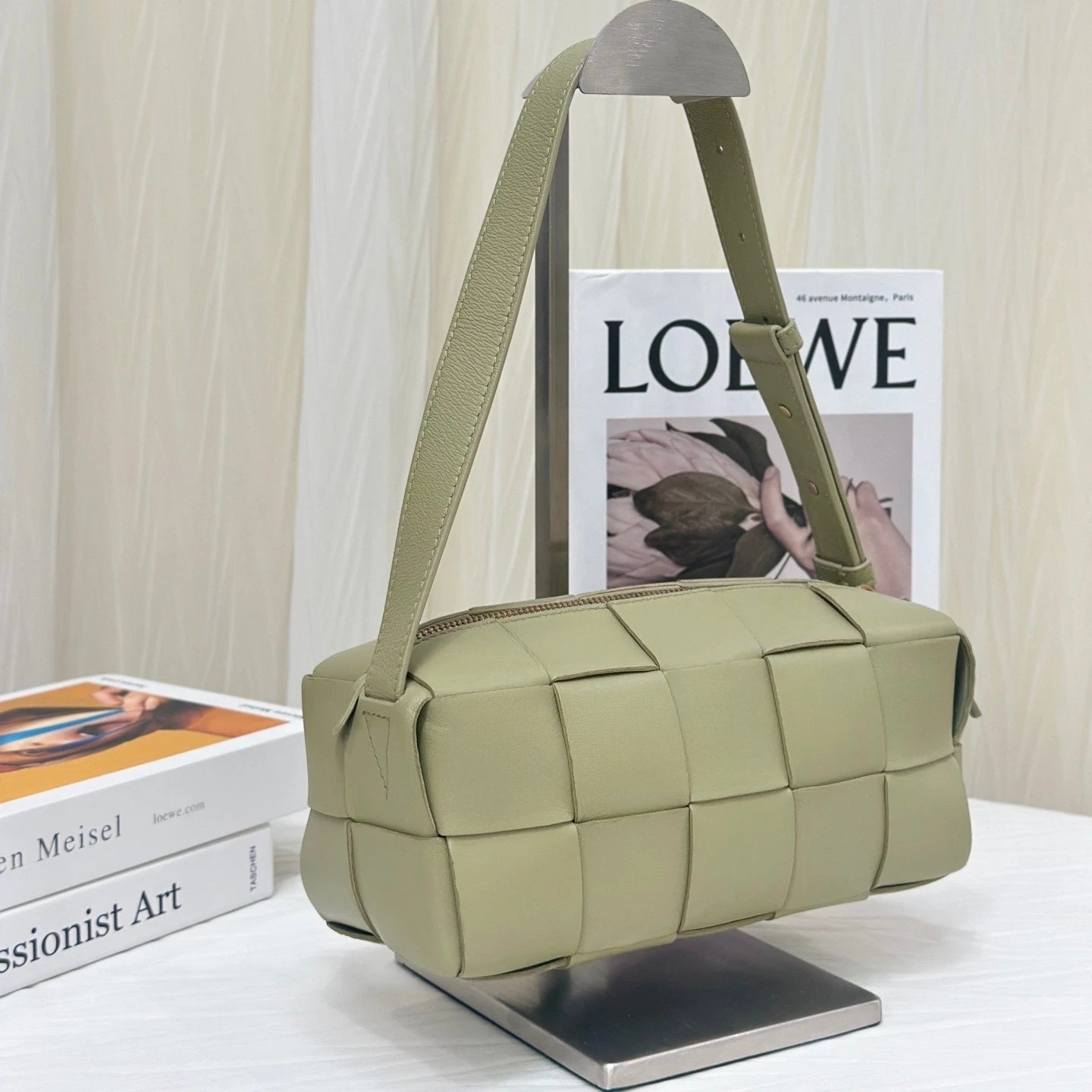 Bottega Veneta Brick Cassette Shoulder Underarm Bag For Women