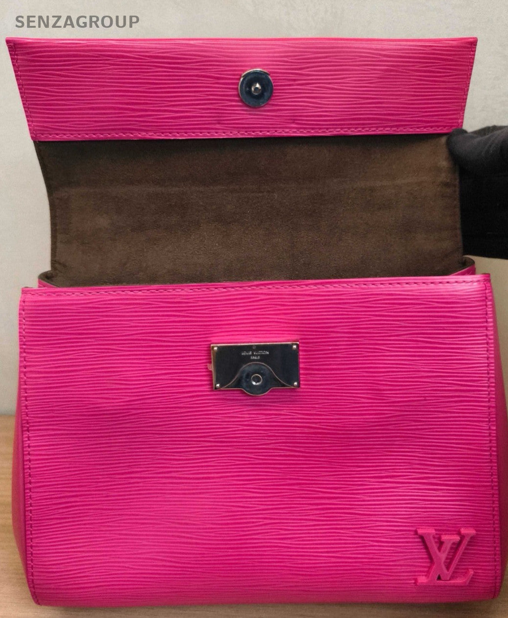 Louis Vuitton Cluny BB Epi Leather Top Handle Bag Crossbody Red Silver Women
