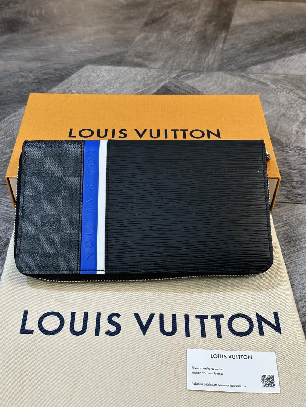 Louis Vuitton Zippy Black Epi Canvas Long Zip Wallet Clutch For Women