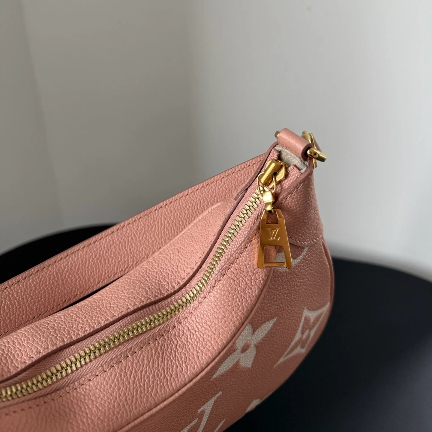 Louis Vuitton Boulogne Monogram Pink Crossbody Handbag Excellent