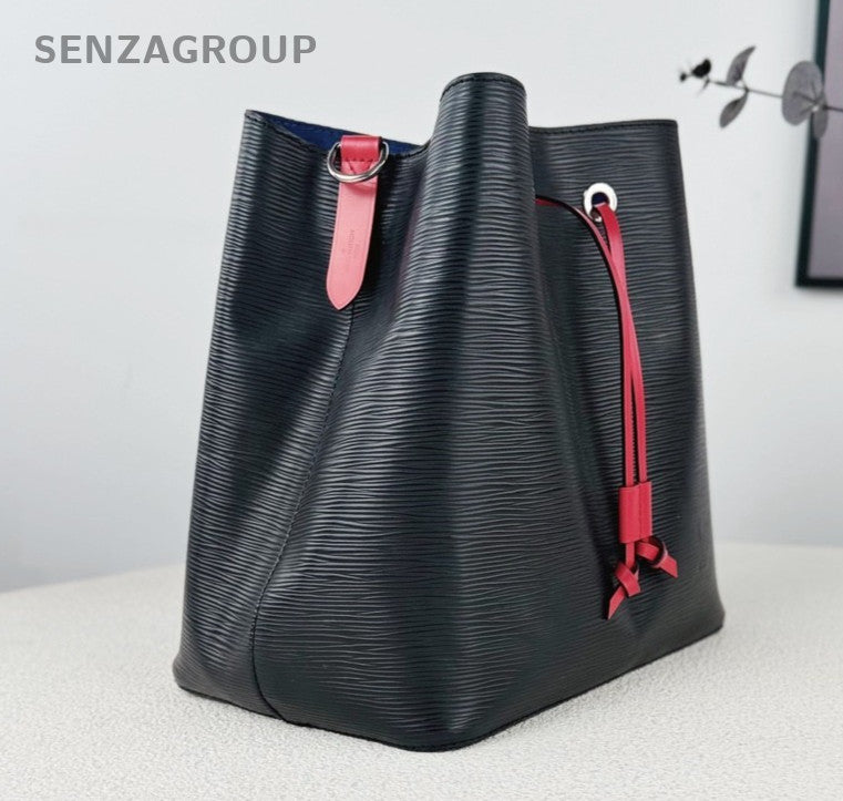 Louis Vuitton NeoNoe Epi Leather Bucket Drawstring Shoulder bag Women Black