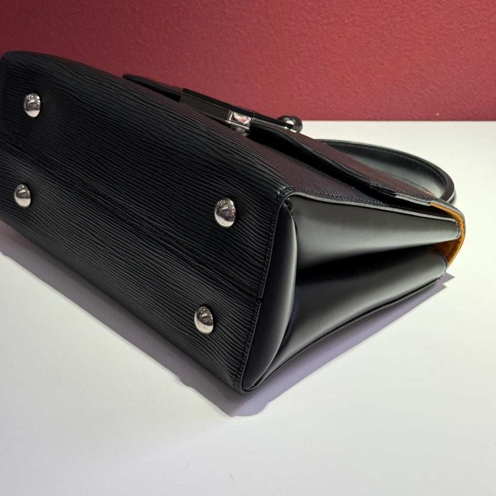 Louis Vuitton Black Epi Leather Handbag For Women