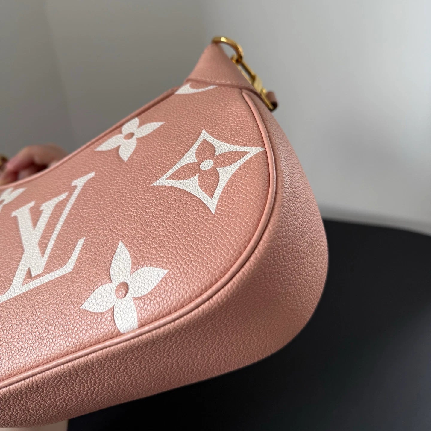 Louis Vuitton Boulogne Monogram Pink Crossbody Handbag Excellent
