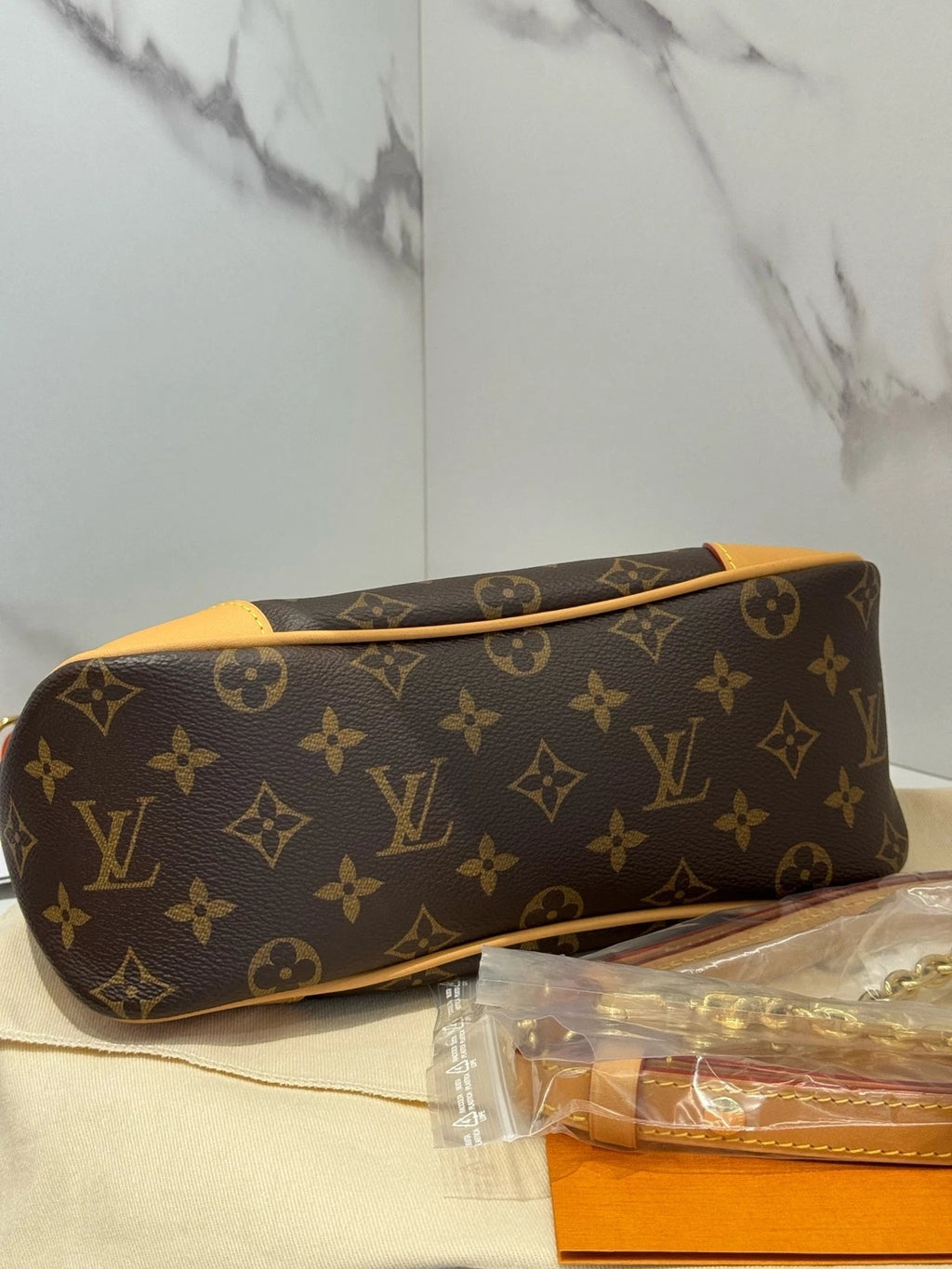 Louis Vuitton Boulogne Classic Monogram Canvas Shoulder Crossbody