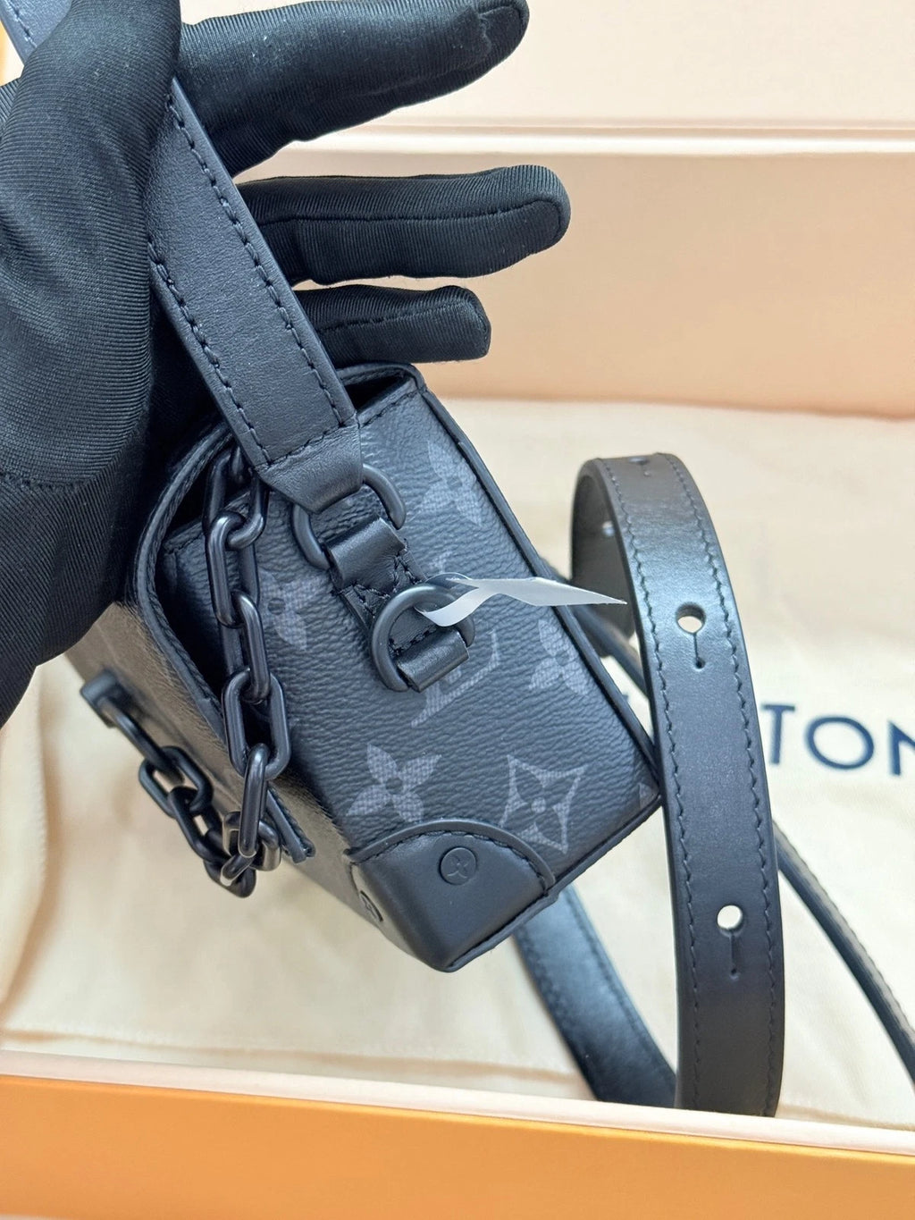 Louis Vuitton Black Leather Steamer Top Handle Bag For Women