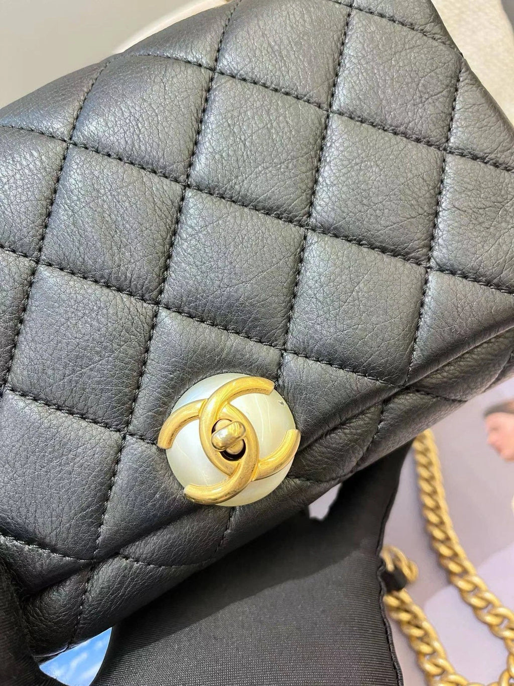 Chanel Pearl CC Flap Bag Chain Shoulder Crossbody Black Gold Women Classic