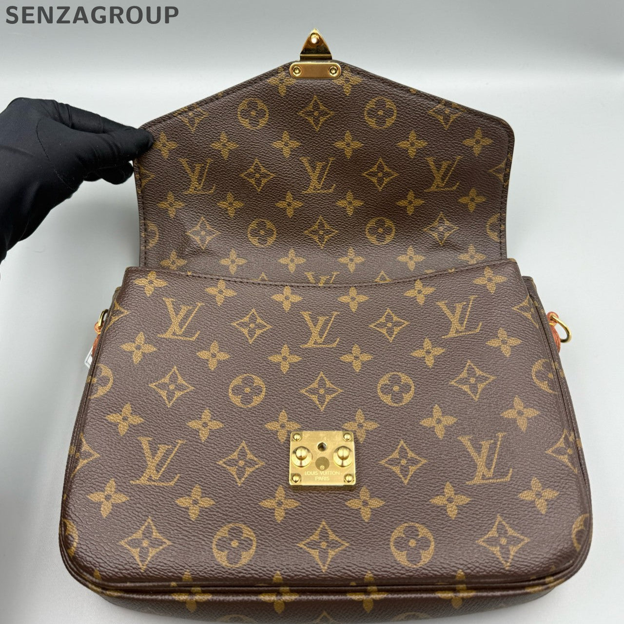 Louis Vuitton Monogram Canvas Pochette Metis Crossbody Bag Brown Gold