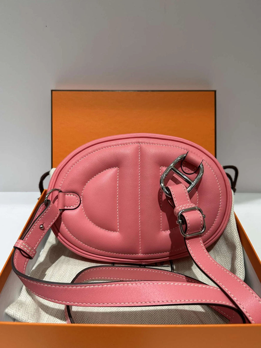 Hermes In The Loop Pink Leather Waist Bag For Women