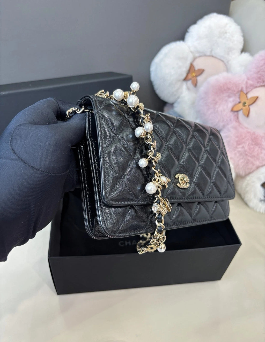 Chanel WOC Diamond Chain Shoulder Crossbody Black Gold Women Classic Fashion