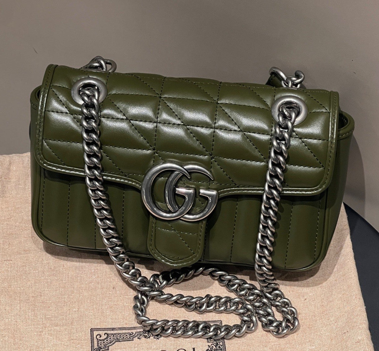 Gucci Marmont22 Chain Calfskin Shoulder Bag Crossbody Green Silver Women Classic