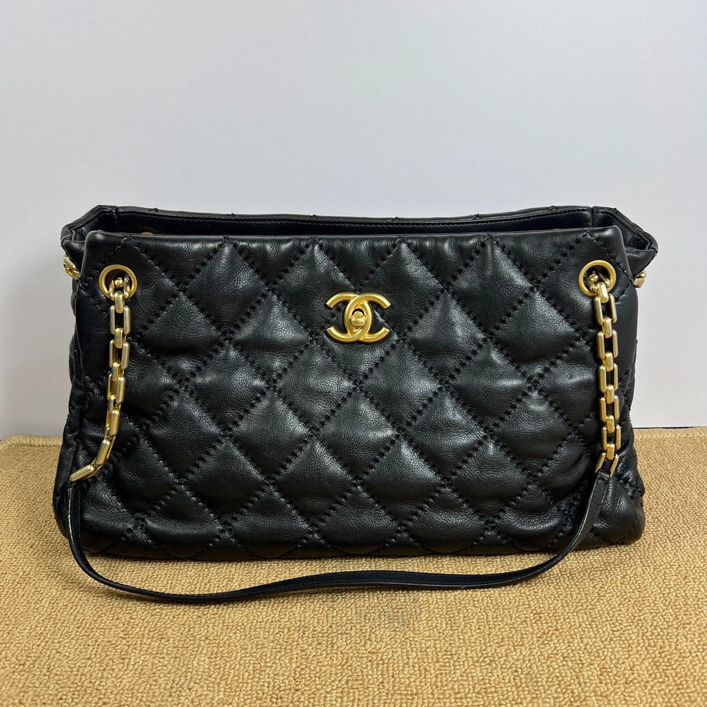 Chanel Diamond Tote Chain Shoulder Bag Black Gold Used Women Classic