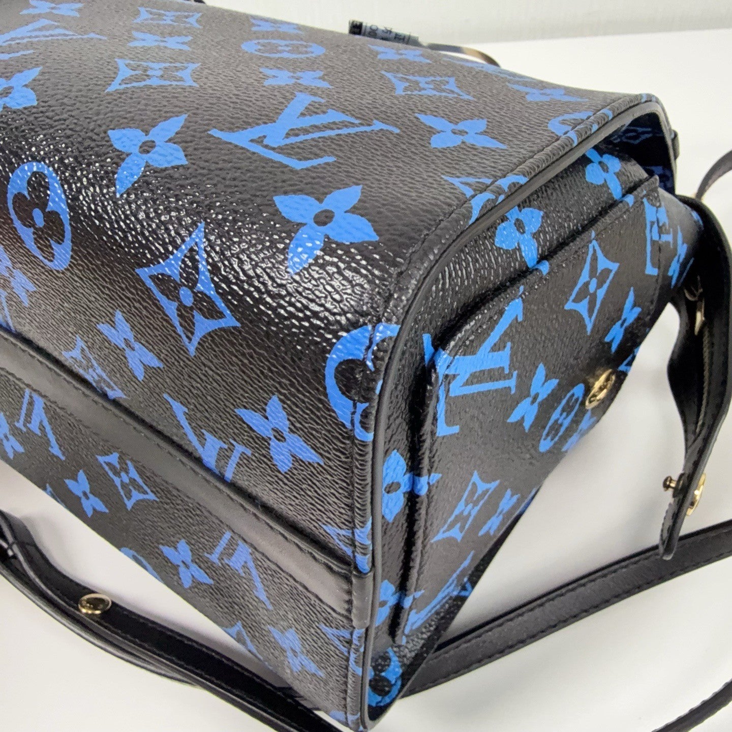 Louis Vuitton Boston Monogram Shoulder Crossbody Blue Black Gold Women Classic