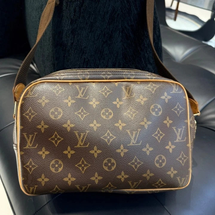 Louis Vuitton Reporter PM Monogram Canvas Camera Bag Shoulder Bag Crossbody D