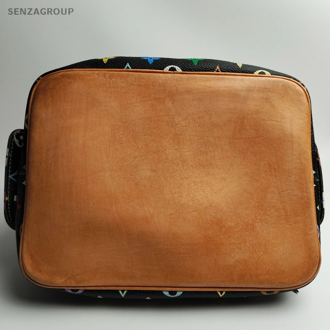 SJ0001 LV bucket multicolor black Z