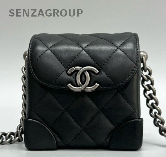 Chanel Diamond Box Chain Crossbody Black Silver Used Women Classic