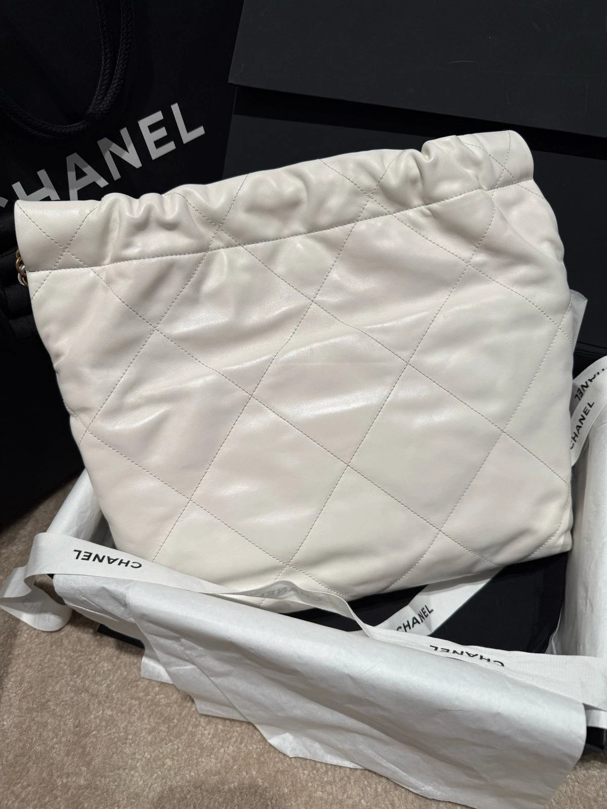 New Full Seal CHANEL Calfskin 22 Small 22Bag White Gold Tote Bag For Women